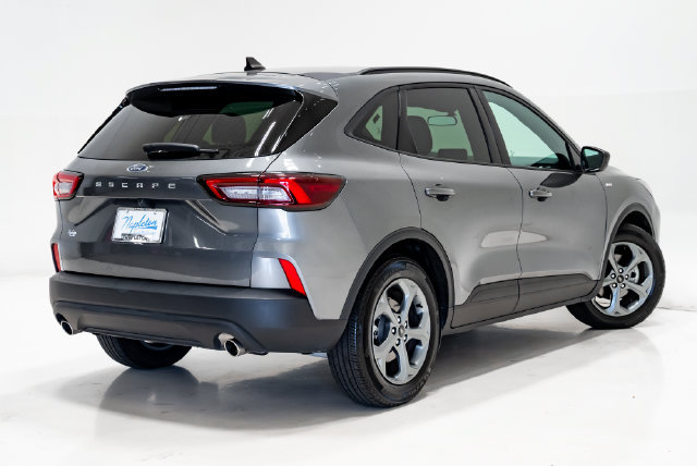 Used 2025 Ford Escape ST-Line FWD image 33
