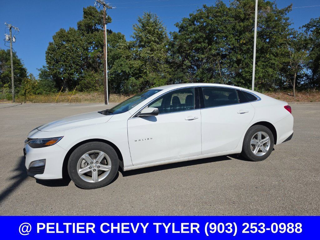 Used 2024 Chevrolet Malibu LS FWD image 4