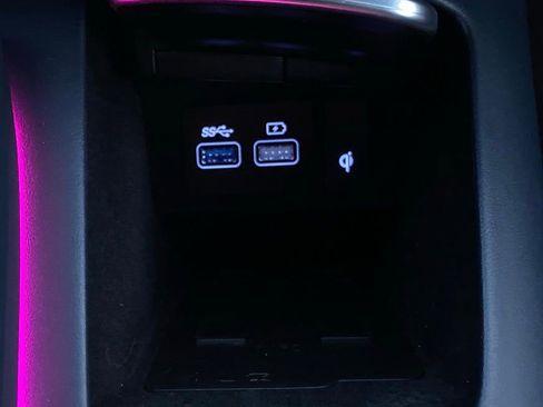 Used 2024 Genesis GV70 2.5T Sport Prestige w/ Sport Prestige Package image 11