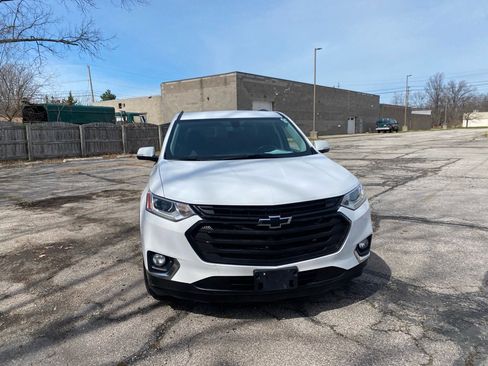 Used 2019 Chevrolet Traverse LT w/ LPO, Black Accent Package image 8