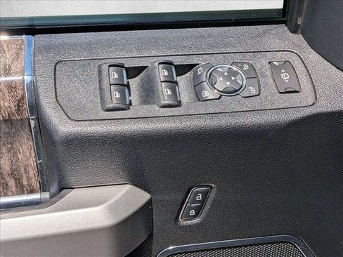 Used 2019 Ford F250 Lariat AWD/4WD image 11
