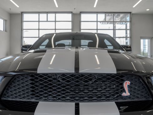 Used 2007 Ford Mustang Shelby GT500 RWD image 23