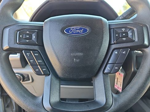 Used 2015 Ford F150 XLT w/ Trailer Tow Package image 20