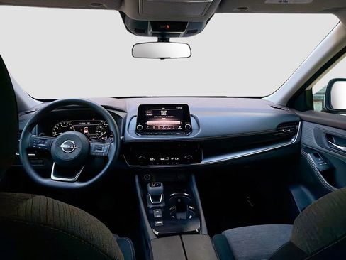 Used 2023 Nissan Rogue SV image 19