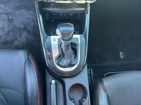 Used 2020 Kia Forte GT image 16