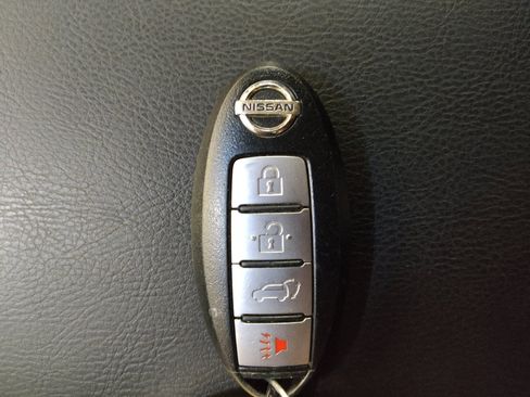 Used 2014 Nissan Murano SL w/ Navigation Package FWD image 32