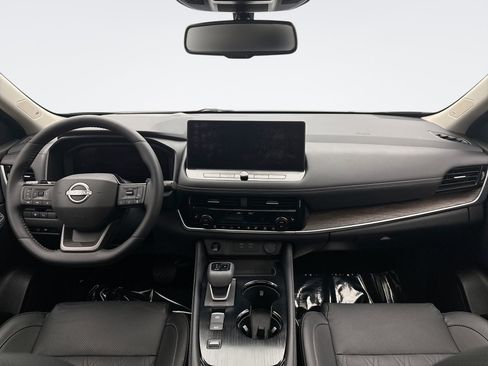 Used 2025 Nissan Rogue Platinum w/ Platinum Premium Package FWD image 14