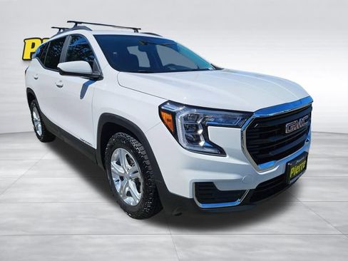 Used 2022 GMC Terrain SLE w/ Driver Convenience Package AWD/4WD image 8