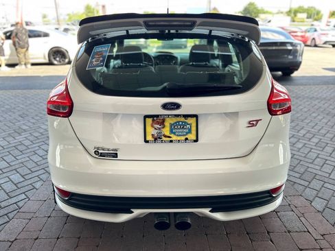 Used 2017 Ford Focus ST FWD image 14