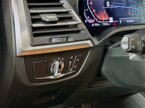 Used 2023 BMW X3 xDrive30i w/ Premium Package image 10