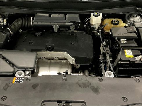 Used 2020 Buick Envision Essence FWD image 28