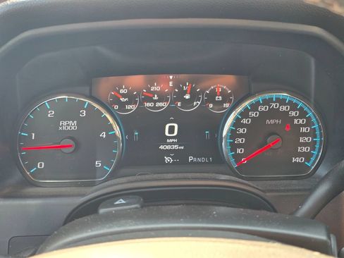 Certified 2017 GMC Sierra 2500 Denali w/ Duramax Plus Package AWD/4WD image 18