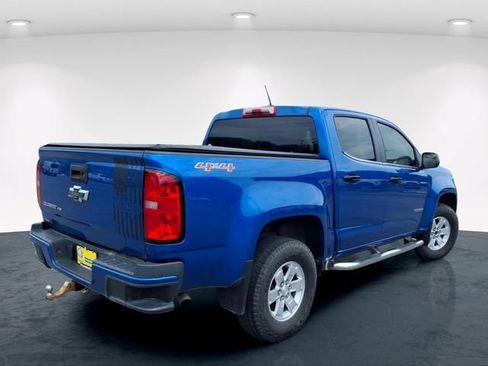 Used 2020 Chevrolet Colorado W/T w/ WT Convenience Package AWD/4WD image 8