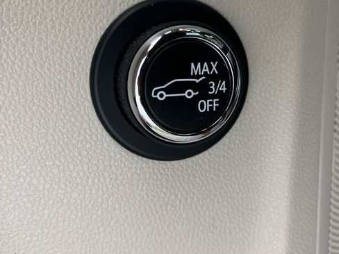 Used 2023 Buick Envision Avenir FWD image 14