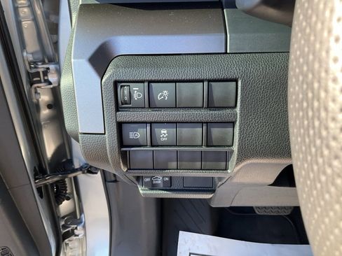 Used 2025 Toyota Tacoma SR5 image 6