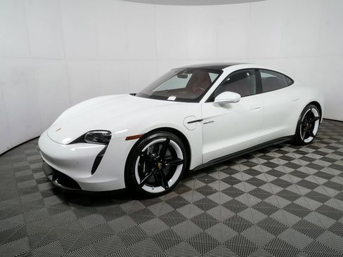 Certified 2021 Porsche Taycan Turbo S image 2