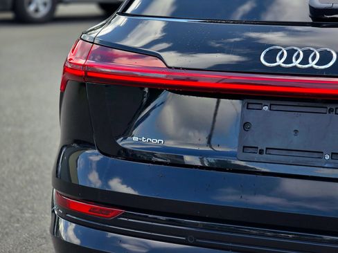 Used 2019 Audi e-tron Premium Plus AWD/4WD image 10