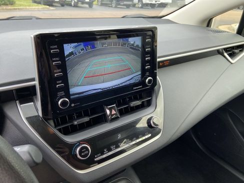 Used 2021 Toyota Corolla LE w/ LE Convenience Package image 36