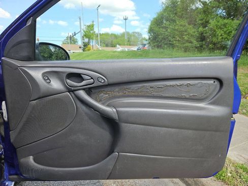 Used 2002 Ford Focus SVT image 14