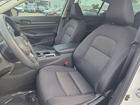 Certified 2025 Nissan Altima 2.5 S image 14