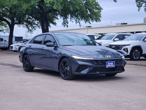 New 2026 Hyundai Elantra Sport FWD image 2