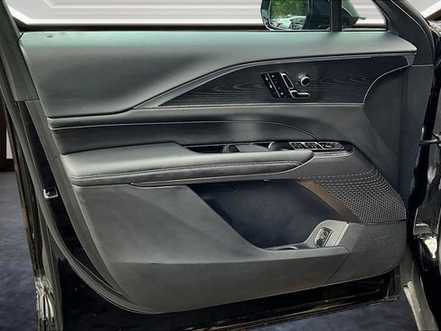 Certified 2025 Cadillac Lyriq Luxury w/ LPO, Floor Liner Package AWD/4WD image 18