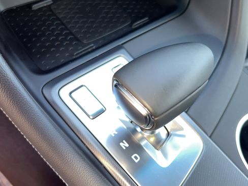 Used 2025 Genesis G70 2.5T w/ Sport Prestige Package image 17