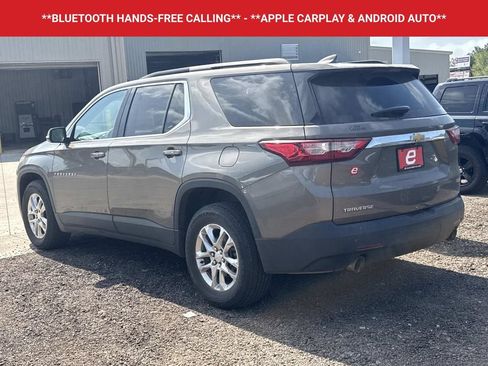 Used 2020 Chevrolet Traverse LT FWD image 5