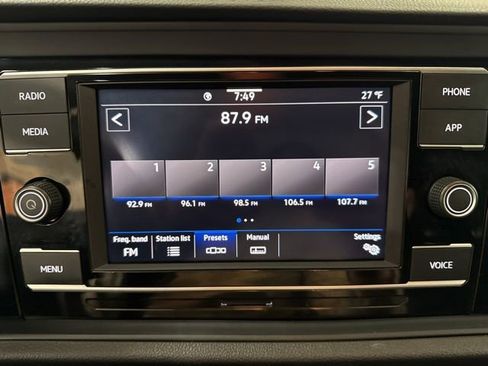 Certified 2023 Volkswagen Jetta Sport image 16