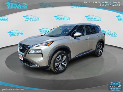 Used 2023 Nissan Rogue SL image 1