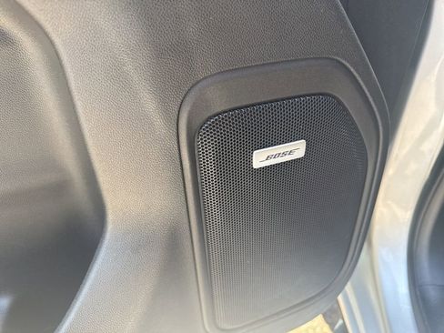 Used 2021 Chevrolet Silverado 1500 LT Trail Boss w/ Convenience Package II image 12