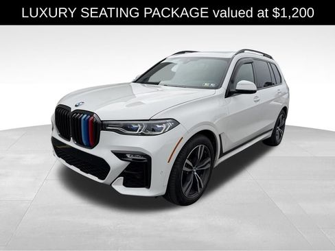 Used 2020 BMW X7 M50i w/ Luxury Seating Package image 3