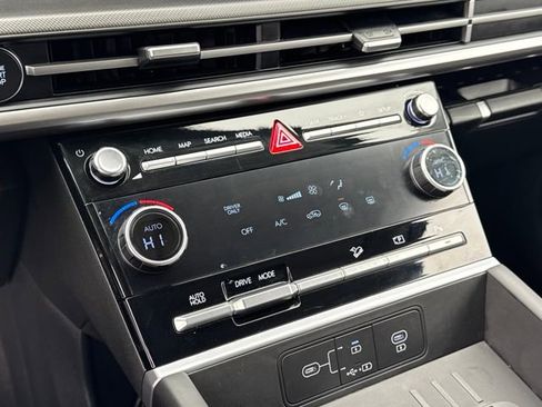 Certified 2026 Hyundai Santa Fe SE image 20