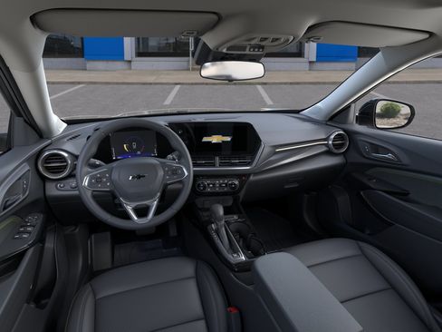 New 2026 Chevrolet Trax ACTIV w/ Sunroof Package FWD image 15