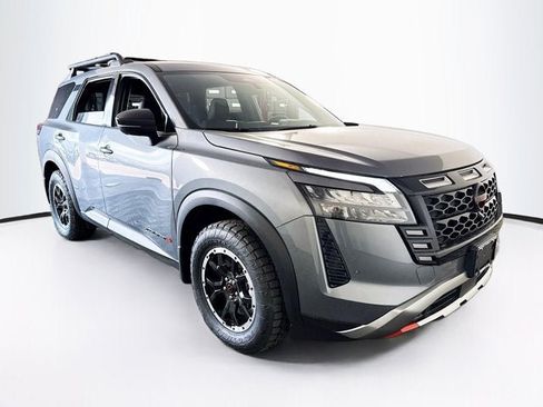 New 2026 Nissan Pathfinder Rock Creek AWD/4WD image 3