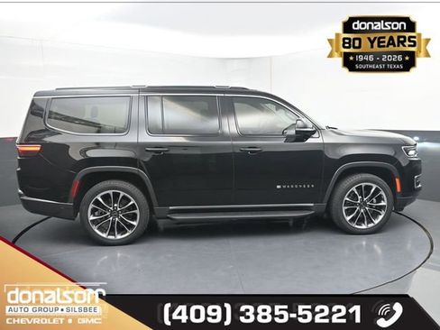 Used 2022 Jeep Wagoneer Series II w/ Convenience Group I RWD image 2