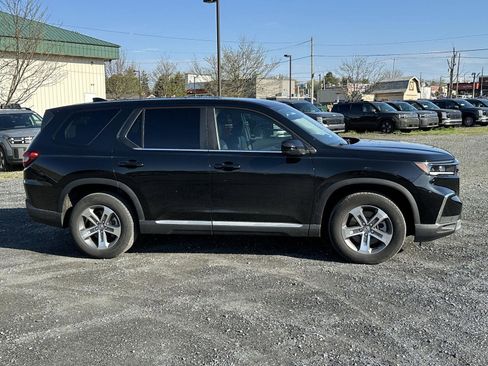 Used 2023 Honda Pilot EX-L image 9