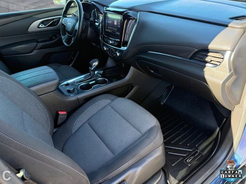 Certified 2023 Chevrolet Traverse LT image 9