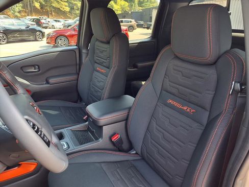 New 2026 Nissan Frontier PRO-4X w/ Pro-4x Convenience Package image 14