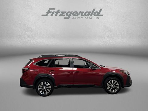 Used 2025 Subaru Outback Limited AWD/4WD image 7