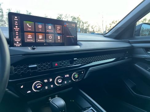 Used 2024 Honda Accord Sport image 21