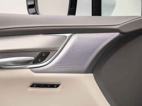 New 2026 Cadillac XT5 Premium Luxury w/ LPO, Floor Liner Package image 15