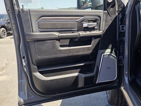 New 2026 RAM 2500 Laramie AWD/4WD image 11