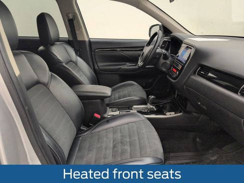 Used 2019 Mitsubishi Outlander SE FWD image 14
