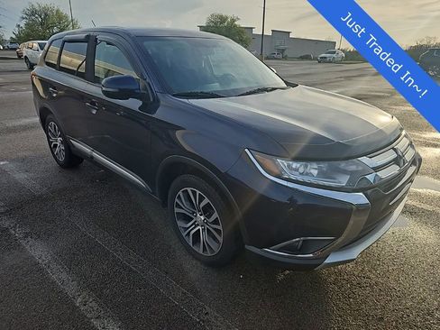 Used 2016 Mitsubishi Outlander SE AWD/4WD image 1
