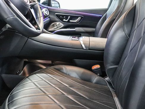 Used 2023 Mercedes-Benz EQS 580 4MATIC SUV image 19