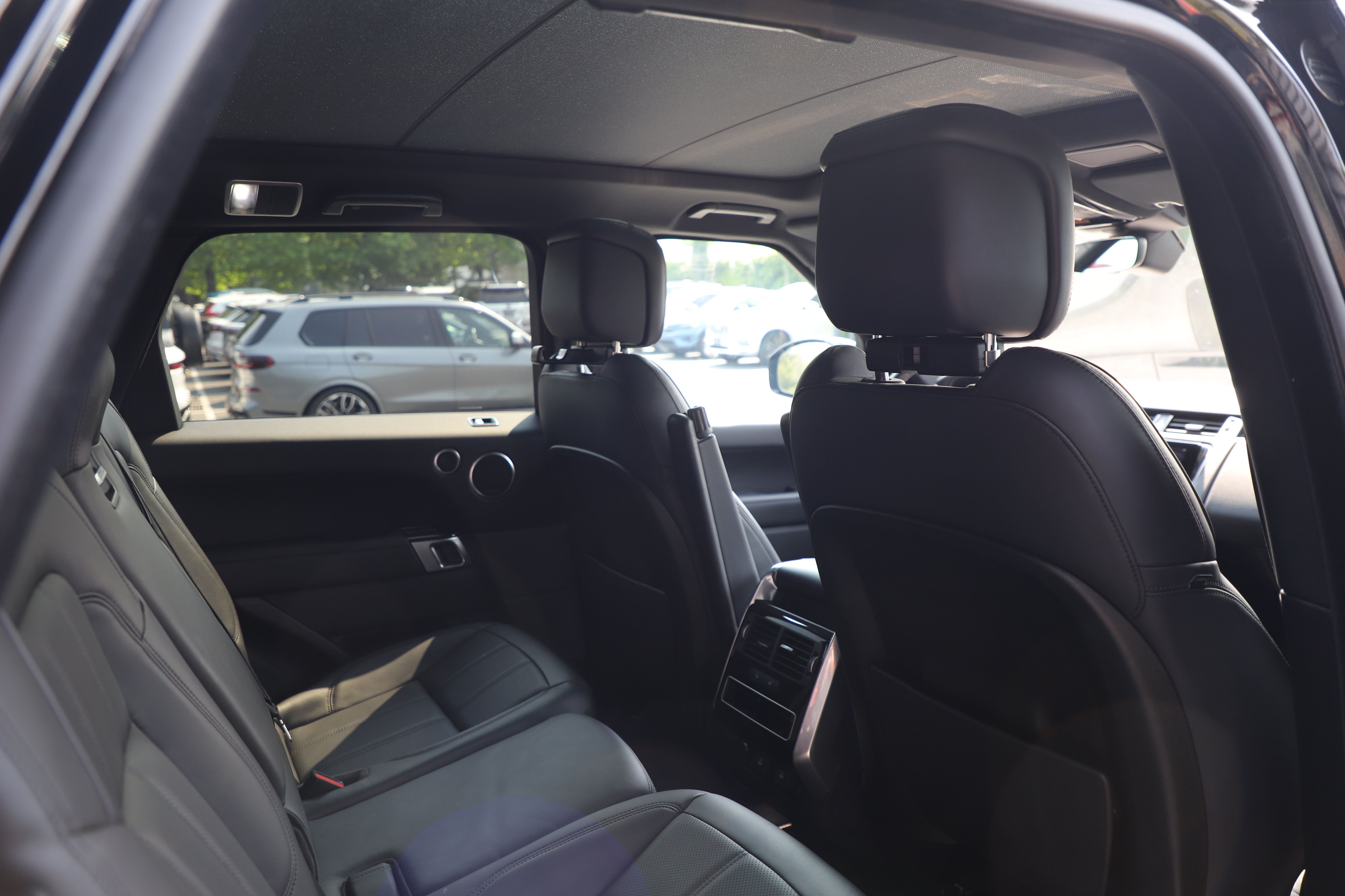 Used 2020 Land Rover Range Rover Sport HSE AWD/4WD image 8