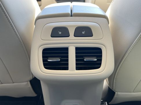 Certified 2023 Buick Envision Avenir AWD/4WD image 38