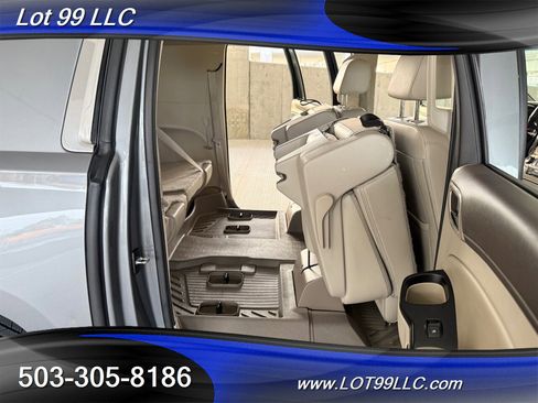 Used 2018 GMC Yukon XL Denali w/ Denali Ultimate Package image 46