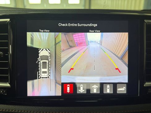 New 2026 Chrysler Pacifica Pinnacle FWD image 26